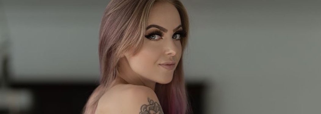 Brooke Bubbly 20 Brooke Bubbly 19 New Hot