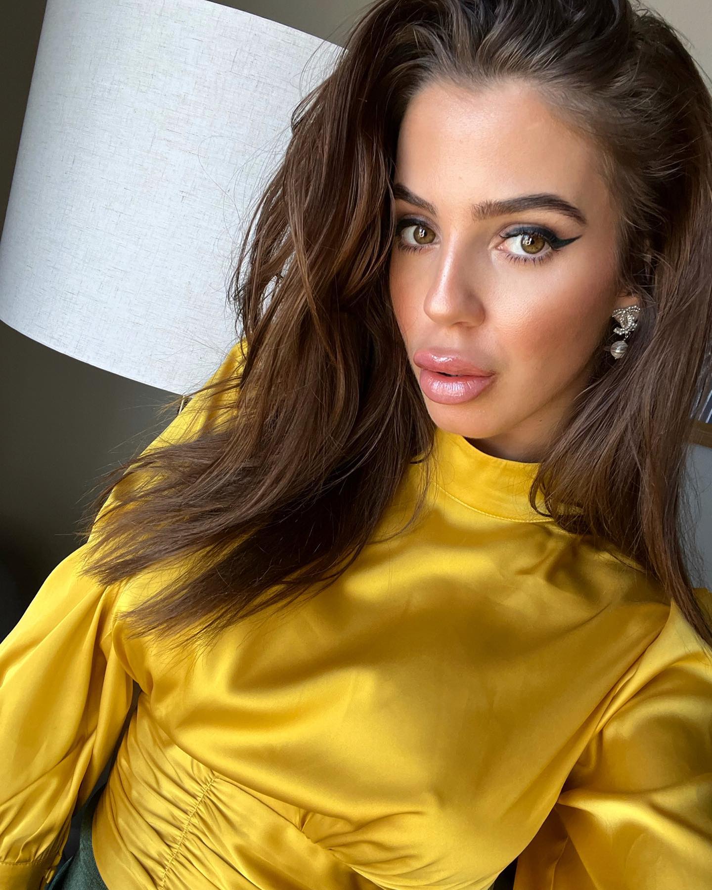 Ana Simona 38 Ana Simona 37 New Hot