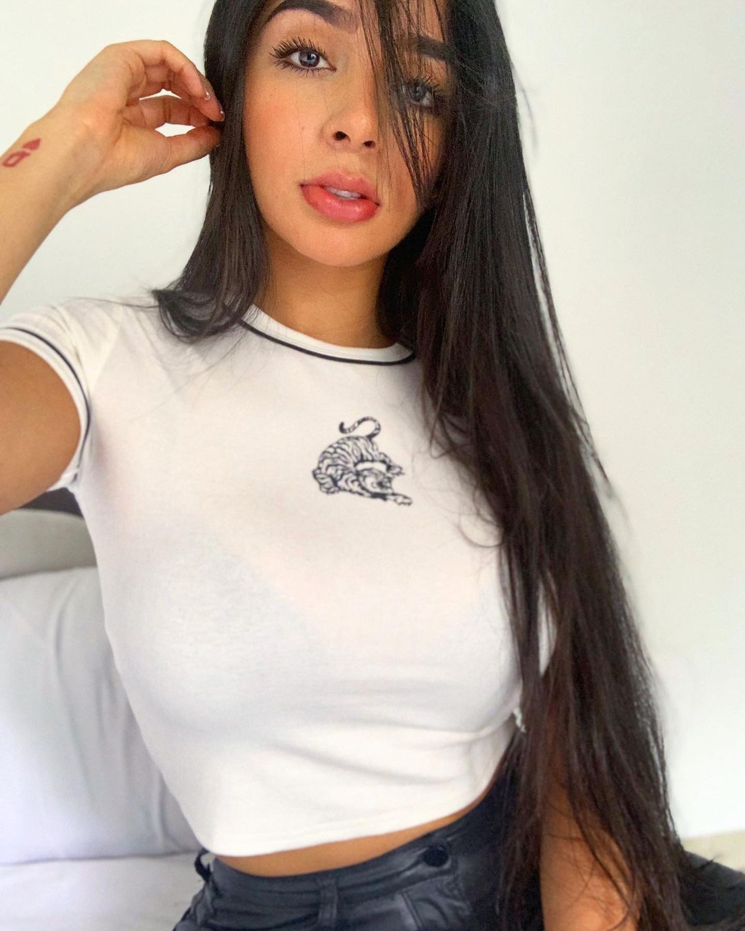 Camila Figueredo 18 Camila Figueredo 17 New Hot