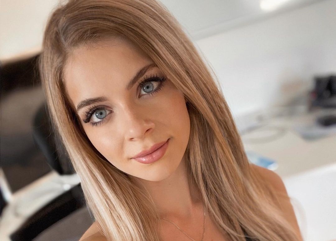 Christina Lionscat 12 Christina Lionscat 11 New Hot