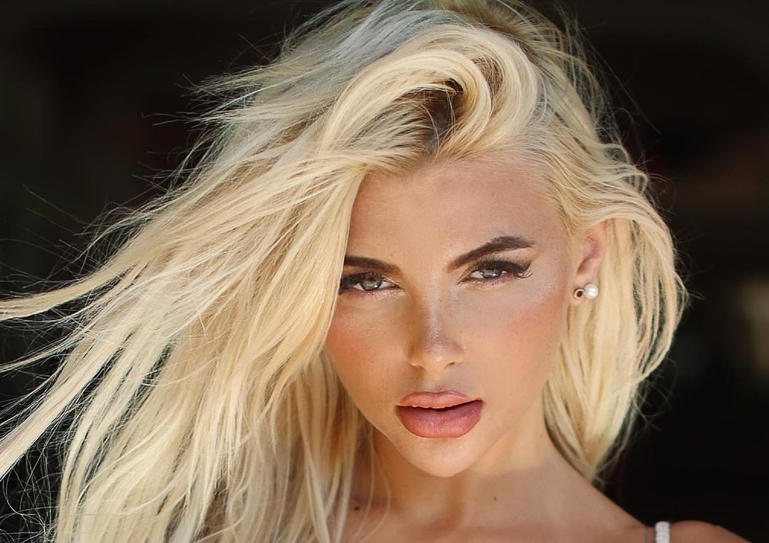 Montse Roura 16 Montse Roura 15 New Hot