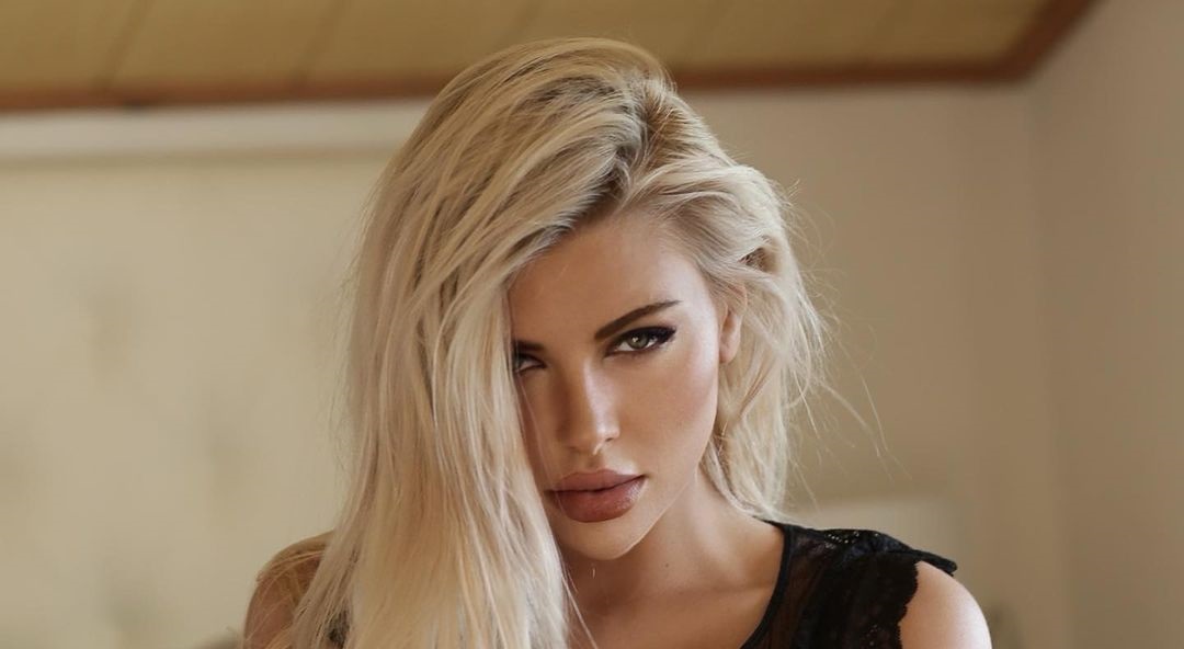 Montse Roura 28 Montse Roura 27 New Hot