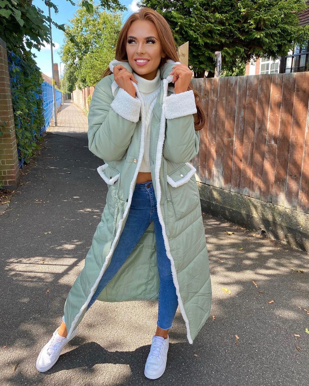 Demi Jones 12 Demi Jones 11 New Hot
