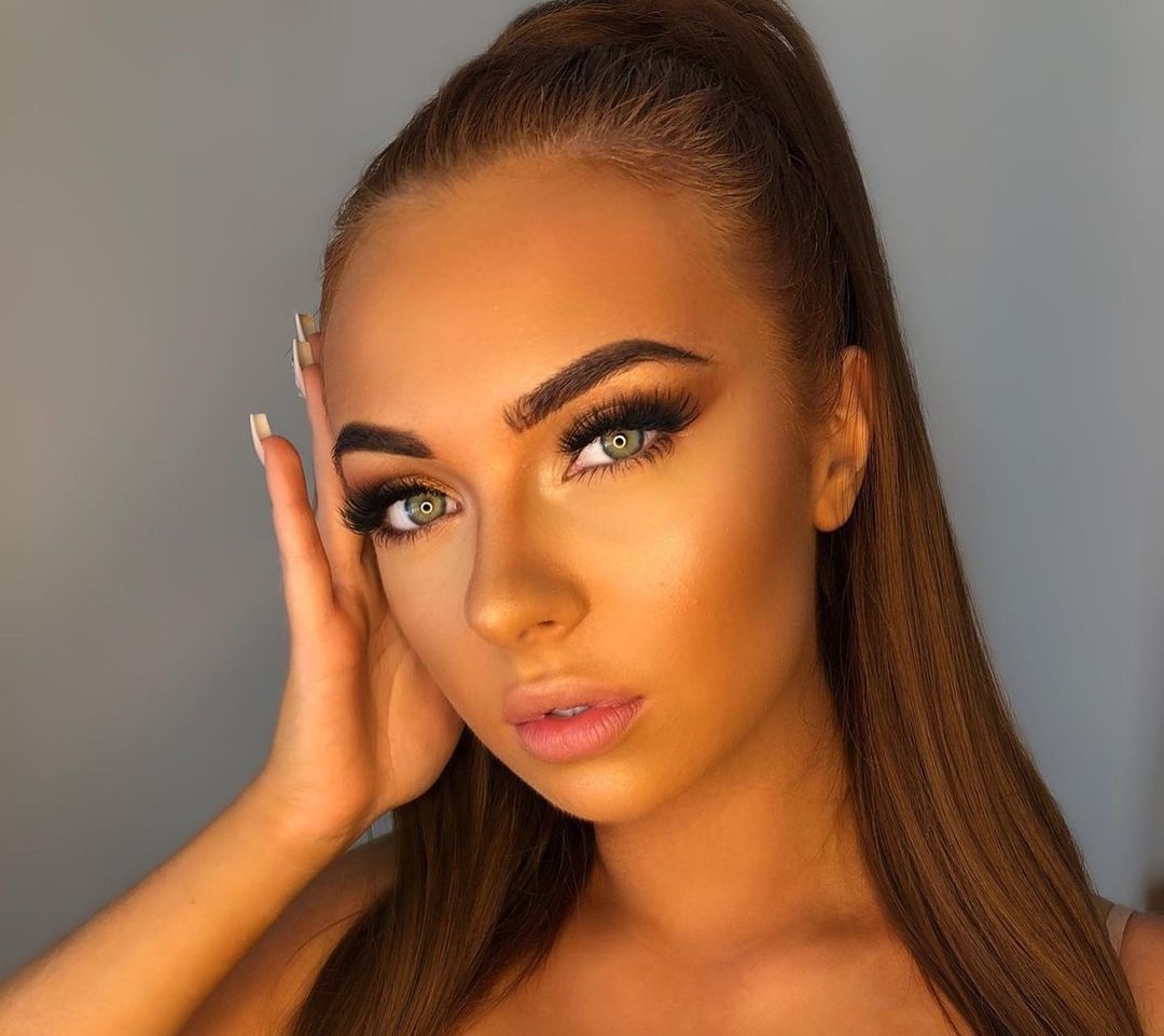 Demi Jones 28 Demi Jones 27 New Hot