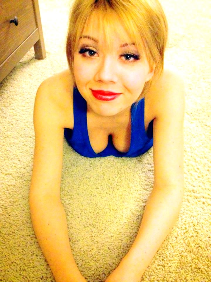 Дженнет Маккарди 14 Дженнет Маккарди 13 New Hot