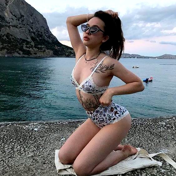 Инстасамка Даша Зотеева 14 Инстасамка Даша Зотеева 13 New Hot