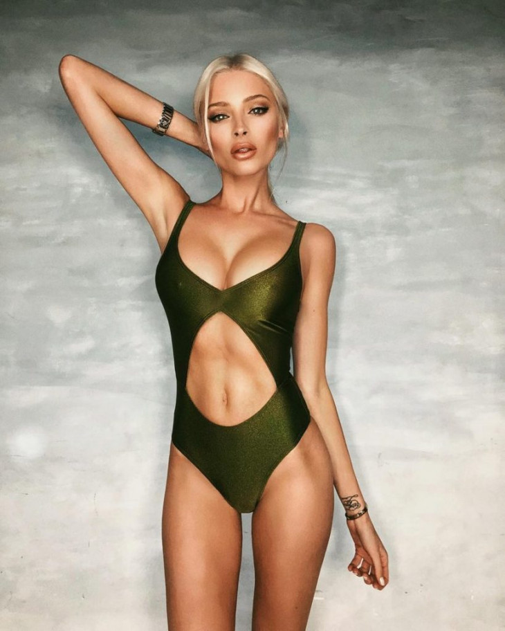 Алёна Шишкова 44 Алёна Шишкова 43 New Hot