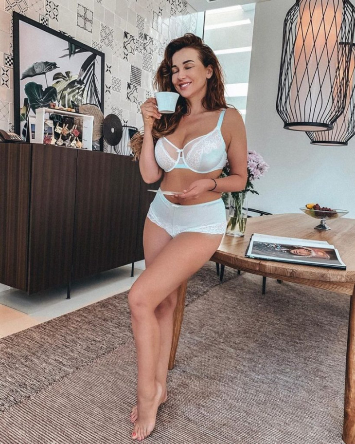 Анфиса Чехова 12 Анфиса Чехова 11 New Hot