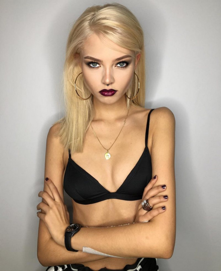 Алеся Кафельникова 28 Алеся Кафельникова 27 New Hot