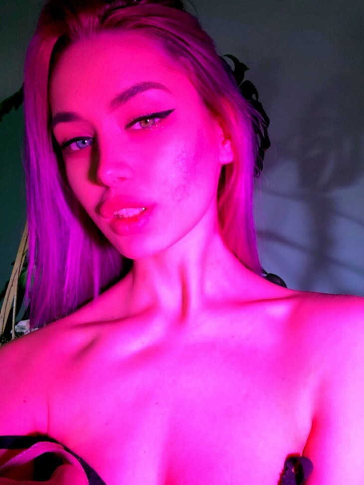 Морана Батори 4 Морана Батори 3 New Hot